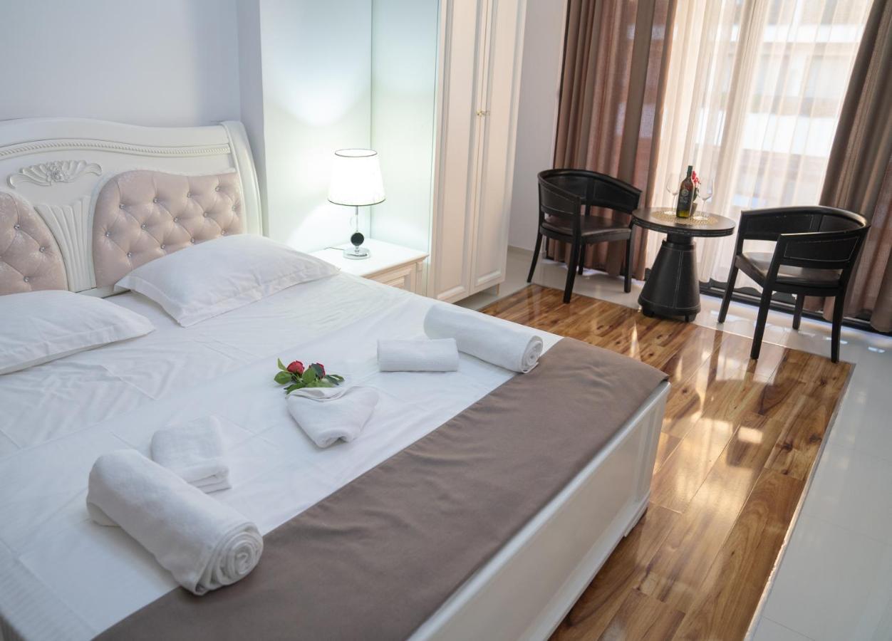 Golden Apartments Ulcinj Ngoại thất bức ảnh