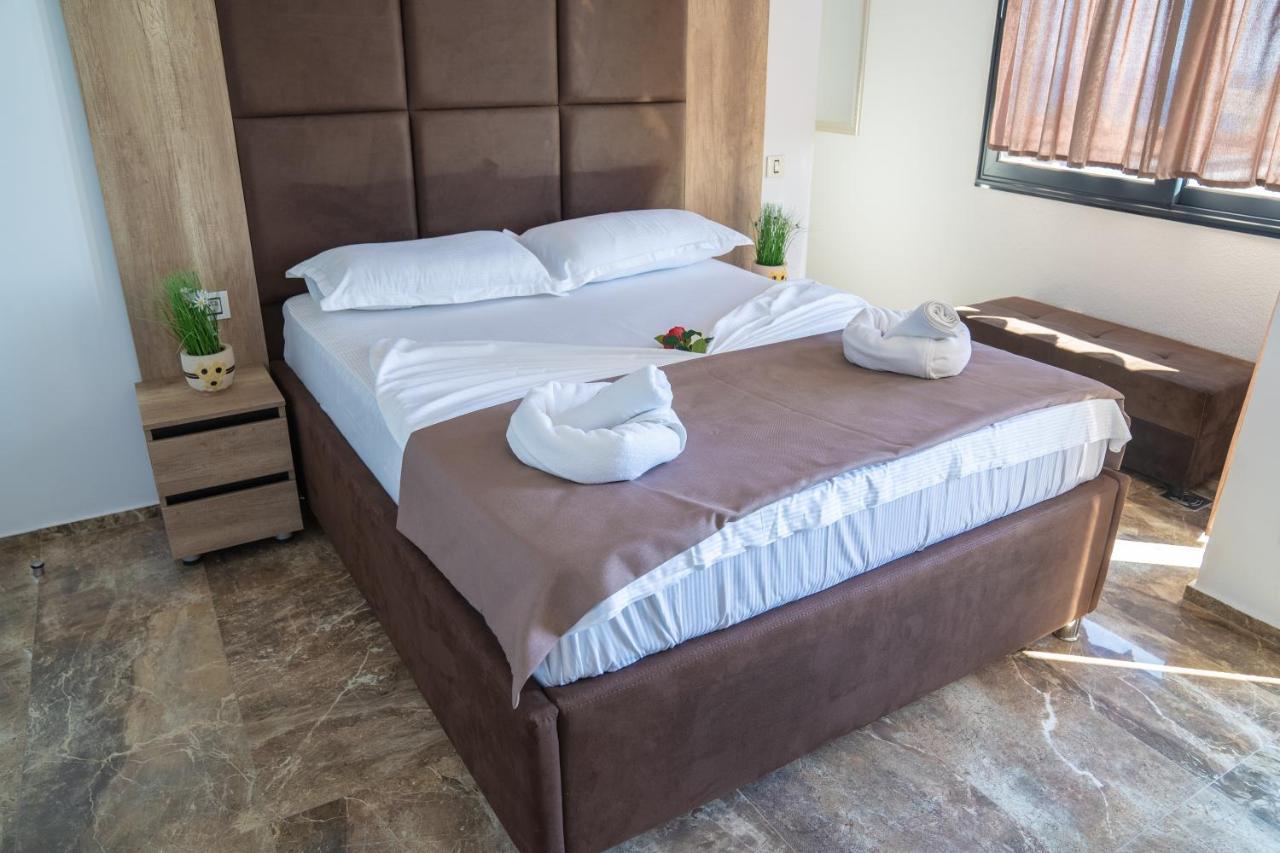 Golden Apartments Ulcinj Ngoại thất bức ảnh