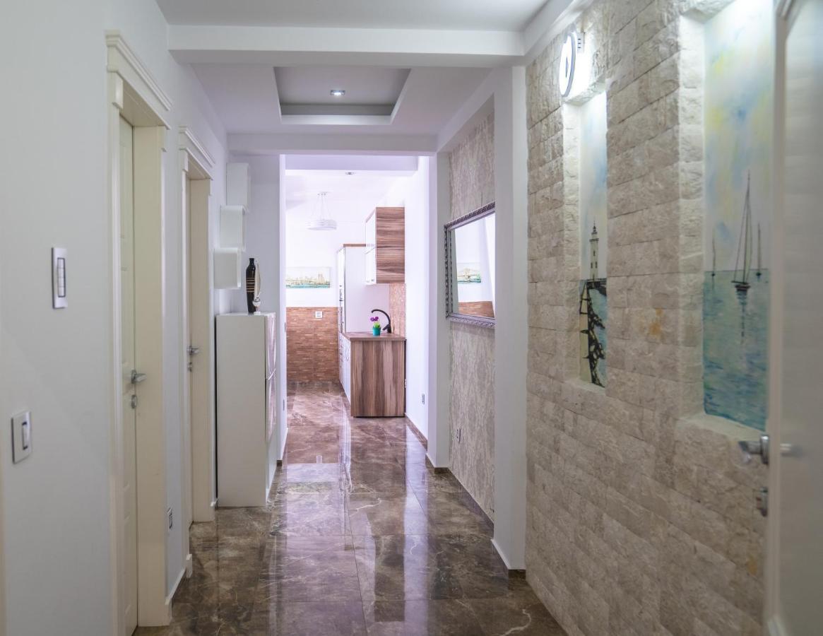 Golden Apartments Ulcinj Ngoại thất bức ảnh